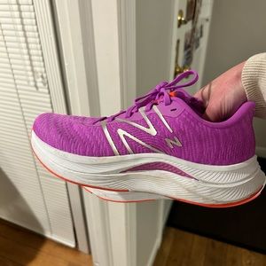 Selling because I bought them a half size too big on accident